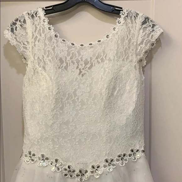 White Lace Wedding Dress Diamonds & Crystal Embellished Long Wedding Dress New - Picture 2 of 16